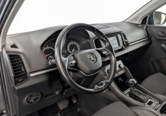 Подержанный автомобиль Skoda Karoq 2021 года (16 фото)