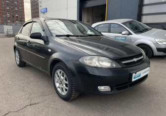 Подержанный автомобиль Chevrolet Lacetti Hatchback 2008 года (3 фото)
