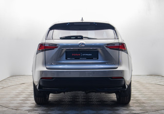 Подержанный автомобиль Lexus NX 2015 года (4 фото)