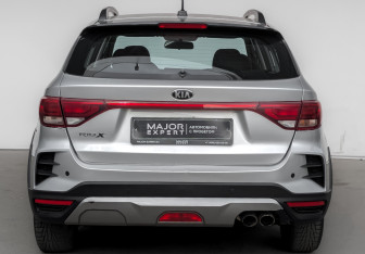 Подержанный автомобиль Kia Rio Hatchback 2021 года (6 фото)