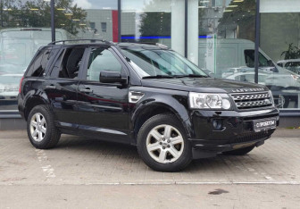 Подержанный автомобиль Land Rover Freelander 2011 года (3 фото)