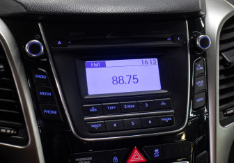 Подержанный автомобиль Hyundai i30 Hatchback 2015 года (19 фото)