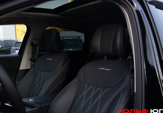Подержанный автомобиль Chery Arrizo 8 2024 года (17 фото)