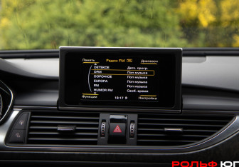 Подержанный автомобиль Audi A6 Sedan 2017 года (14 фото)