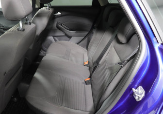 Подержанный автомобиль Ford Focus Wagon 2017 года (12 фото)