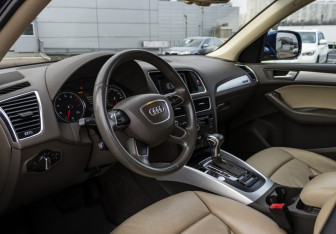 Подержанный автомобиль Audi Q5 2013 года (10 фото)