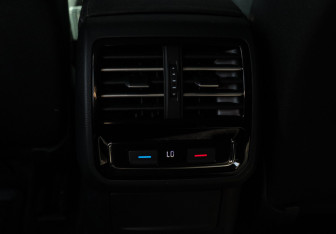 Подержанный автомобиль Volkswagen Passat Wagon 2018 года (9 фото)
