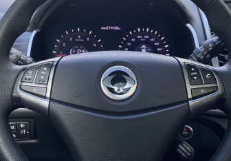 Подержанный автомобиль SsangYong Actyon 2014 года (12 фото)