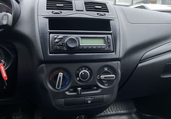 Подержанный автомобиль LADA (ВАЗ) Granta Hatchback 2018 года (13 фото)