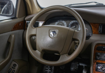 Подержанный автомобиль Iran Khodro Samand 2007 года (15 фото)