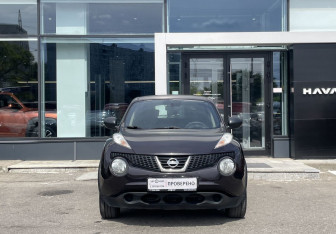 Подержанный автомобиль Nissan Juke 2014 года (2 фото)