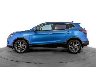 Подержанный автомобиль Nissan Qashqai 2021 года (8 фото)