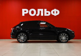 Подержанный автомобиль Porsche Macan 2015 года (4 фото)