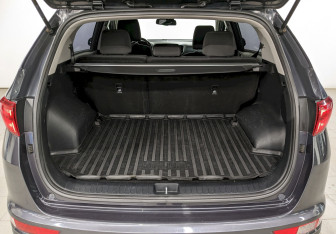 Подержанный автомобиль Kia Sportage 2018 года (10 фото)