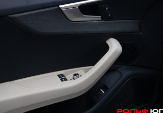 Подержанный автомобиль Audi A5 Coupe 2018 года (17 фото)