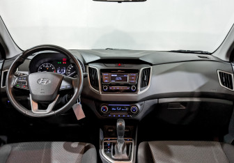Подержанный автомобиль Hyundai Creta 2021 года (14 фото)