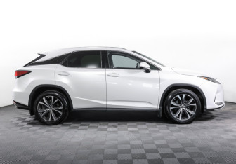 Подержанный автомобиль Lexus RX 2019 года (4 фото)