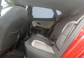 Подержанный автомобиль Kia Ceed Hatchback 2013 года (11 фото)