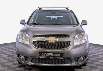 Подержанный автомобиль Chevrolet Orlando 2012 года (2 фото)