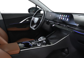Подержанный автомобиль Omoda C5 2023 года (9 фото)