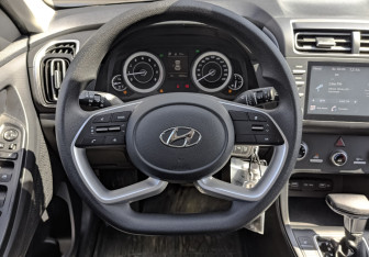 Подержанный автомобиль Hyundai Creta 2021 года (22 фото)