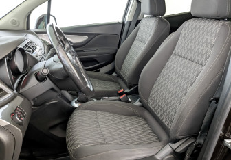 Подержанный автомобиль Opel Mokka 2014 года (20 фото)