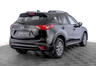 Подержанный автомобиль Mazda CX-5 2016 года (5 фото)