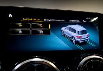 Подержанный автомобиль Mercedes-Benz GLB 2021 года (25 фото)