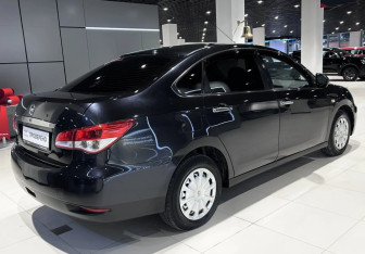 Подержанный автомобиль Nissan Almera Sedan 2013 года (4 фото)