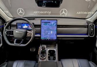 Подержанный автомобиль Jaecoo J7 2023 года (14 фото)