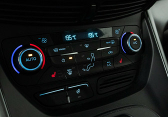 Подержанный автомобиль Ford Kuga 2019 года (9 фото)