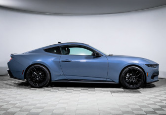 Новый Ford Mustang Coupe 2023 (4 фото)