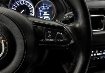 Подержанный автомобиль Mazda CX-5 2020 года (26 фото)