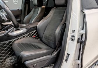 Подержанный автомобиль Mercedes-Benz GLE 2022 года (20 фото)