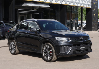 Подержанный автомобиль Geely Tugella 2022 года (3 фото)