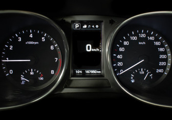 Подержанный автомобиль Hyundai Santa Fe 2015 года (13 фото)