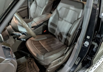 Подержанный автомобиль Mercedes-Benz GLE 2018 года (20 фото)