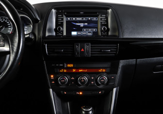 Подержанный автомобиль Mazda CX-5 2013 года (14 фото)