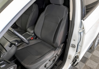 Подержанный автомобиль Ford Kuga 2017 года (21 фото)