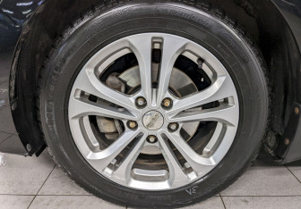 Подержанный автомобиль Hyundai Elantra Sedan 2017 года (17 фото)