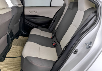 Подержанный автомобиль Toyota Corolla Sedan 2022 года (12 фото)