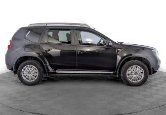 Подержанный автомобиль Nissan Terrano 2019 года (4 фото)