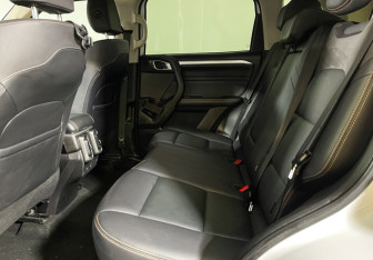 Подержанный автомобиль Haval Dargo 2022 года (10 фото)