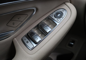 Подержанный автомобиль Mercedes-Benz GLC Coupe 2018 года (19 фото)