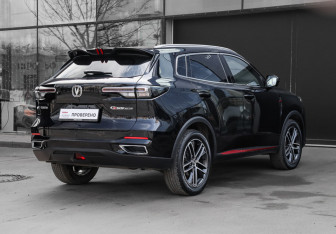 Подержанный автомобиль Changan CS55PLUS 2023 года (4 фото)