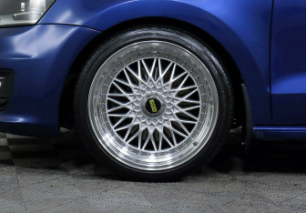 Подержанный автомобиль Volkswagen Polo Sedan 2018 года (7 фото)