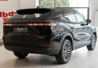 Новый Omoda C7 2025 (6 фото)