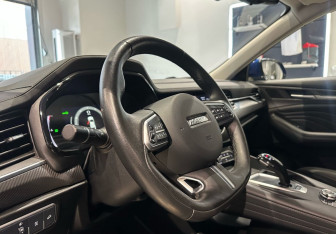 Подержанный автомобиль Haval F7x 2022 года (12 фото)