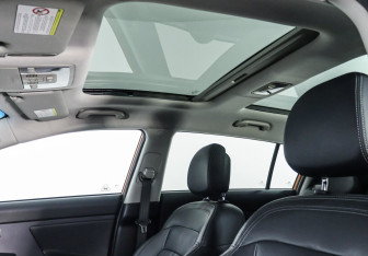 Подержанный автомобиль Kia Sportage 2013 года (13 фото)