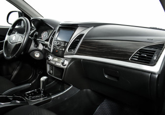 Подержанный автомобиль SsangYong Actyon 2014 года (8 фото)